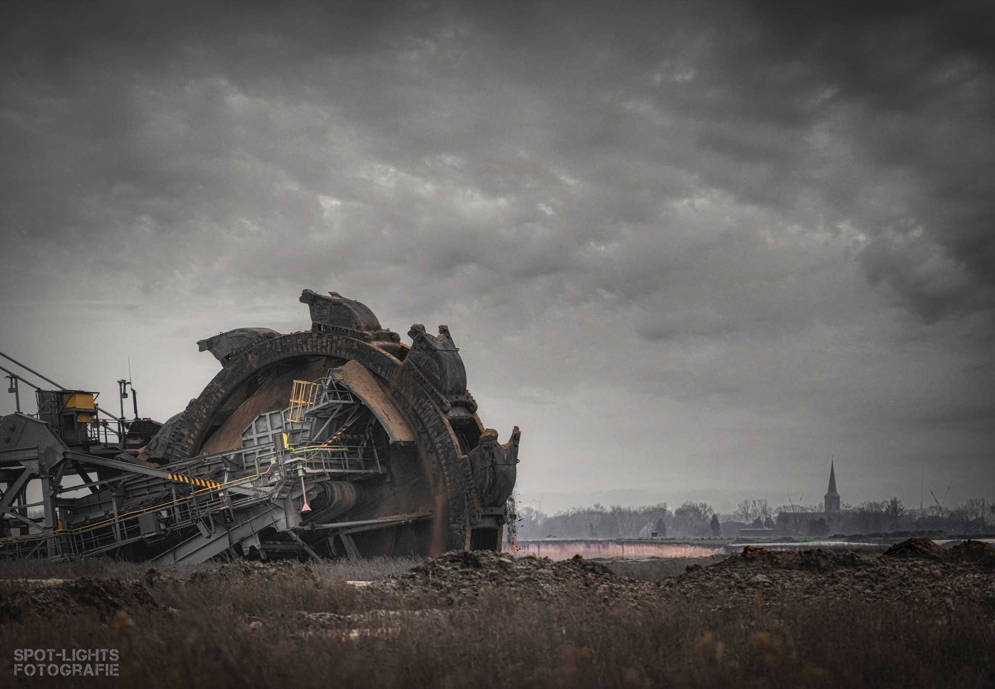 Bagger vor keyenberg, luetzerath