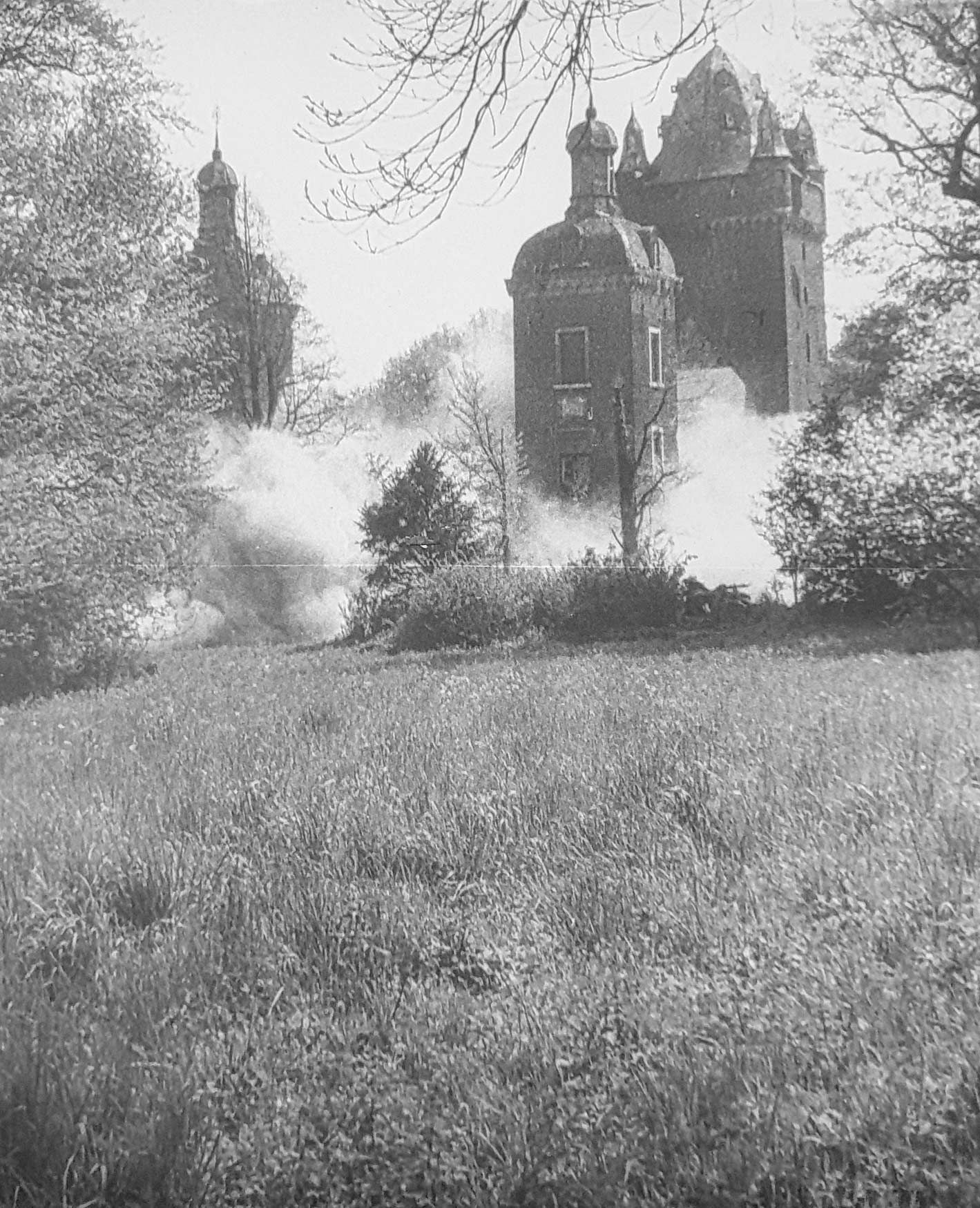 Sprengung Schloss Harff, 70er Jahre, Fotograf unbekannt
